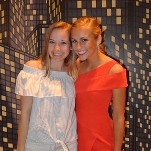 Meet your Posher, Caroline